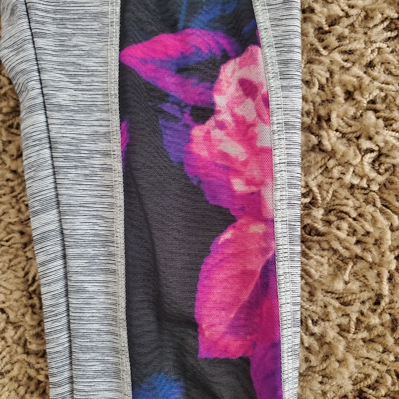 Pink workout leggings - Picture 3 of 3